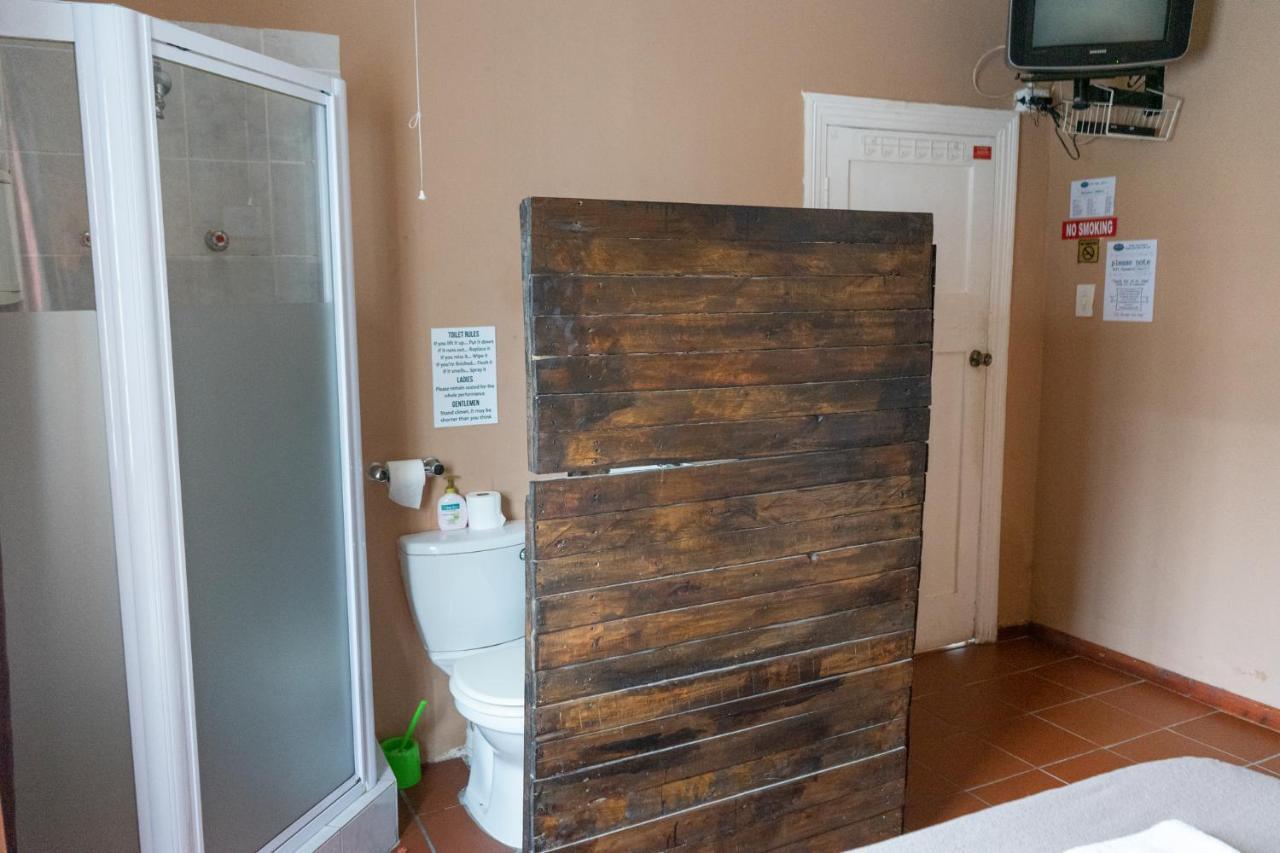 Shark Shack Backpackers Hostel Мозел Бей Екстериор снимка